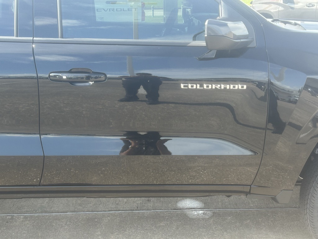 2025 Chevrolet Colorado LT - 10