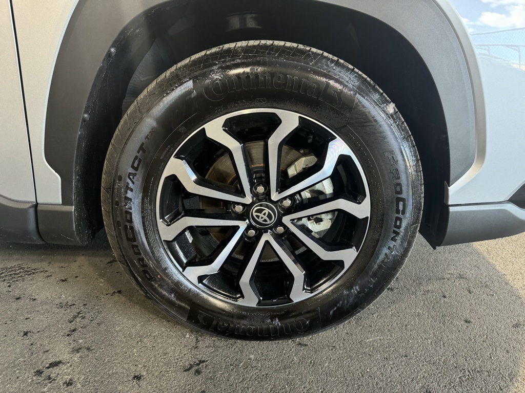 Thumbnail: 2025 Toyota Corolla Cross - 7