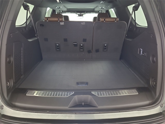 2023 – Chevrolet – Suburban