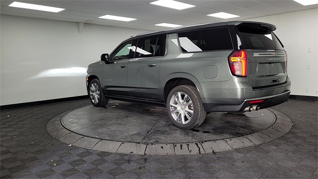 2023 – Chevrolet – Suburban