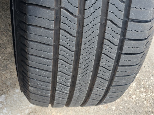 2022 Toyota Highlander XLE Silver at Don McGill Toyota