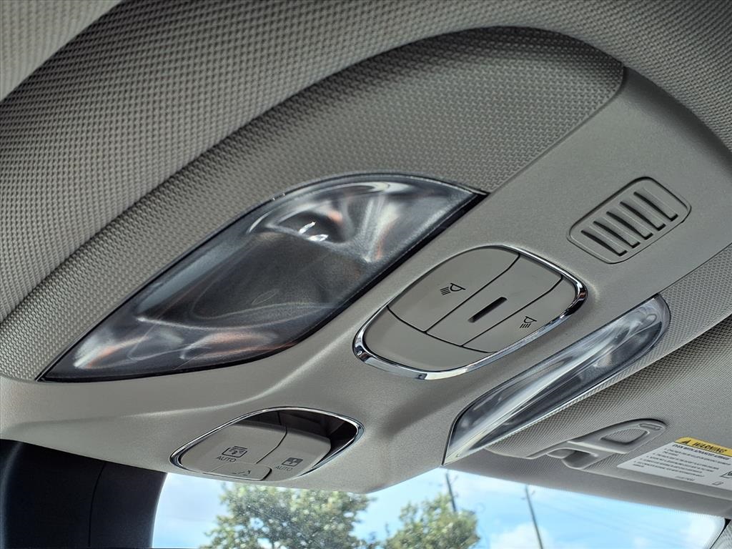 2022 Jeep Compass Limited White at North Houston Mitsubishi