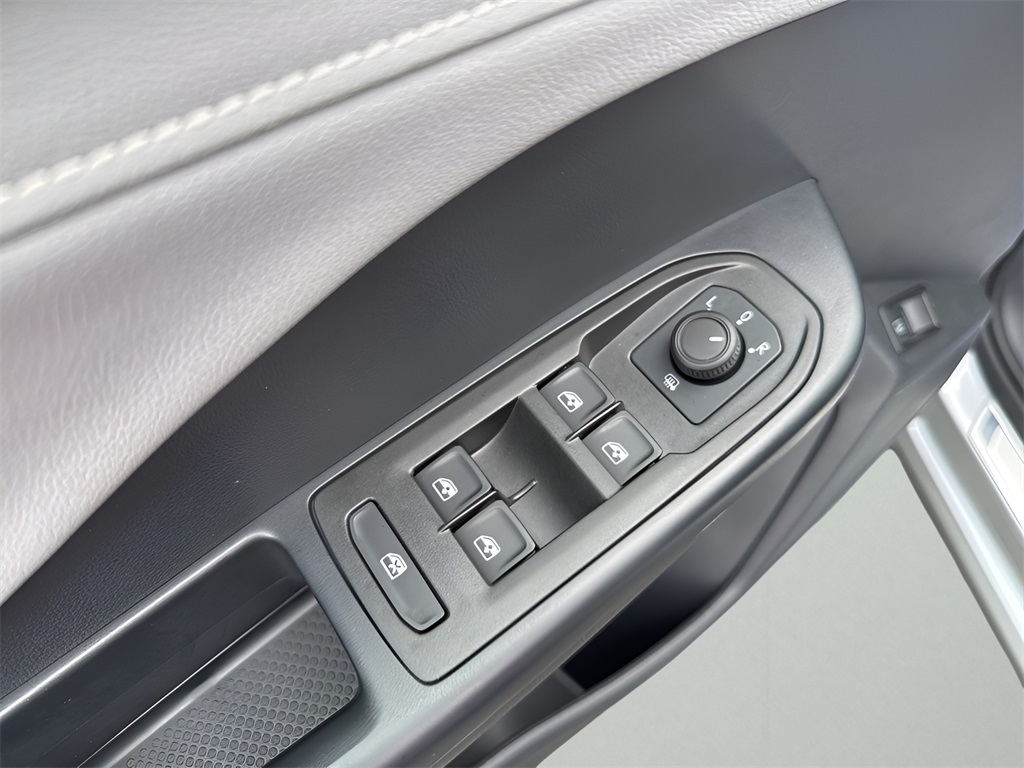 2024 Volkswagen Taos