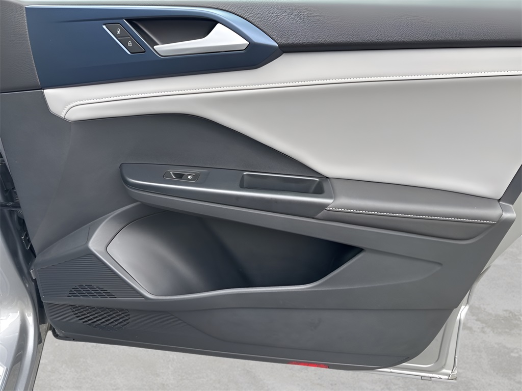 2024 Volkswagen Taos