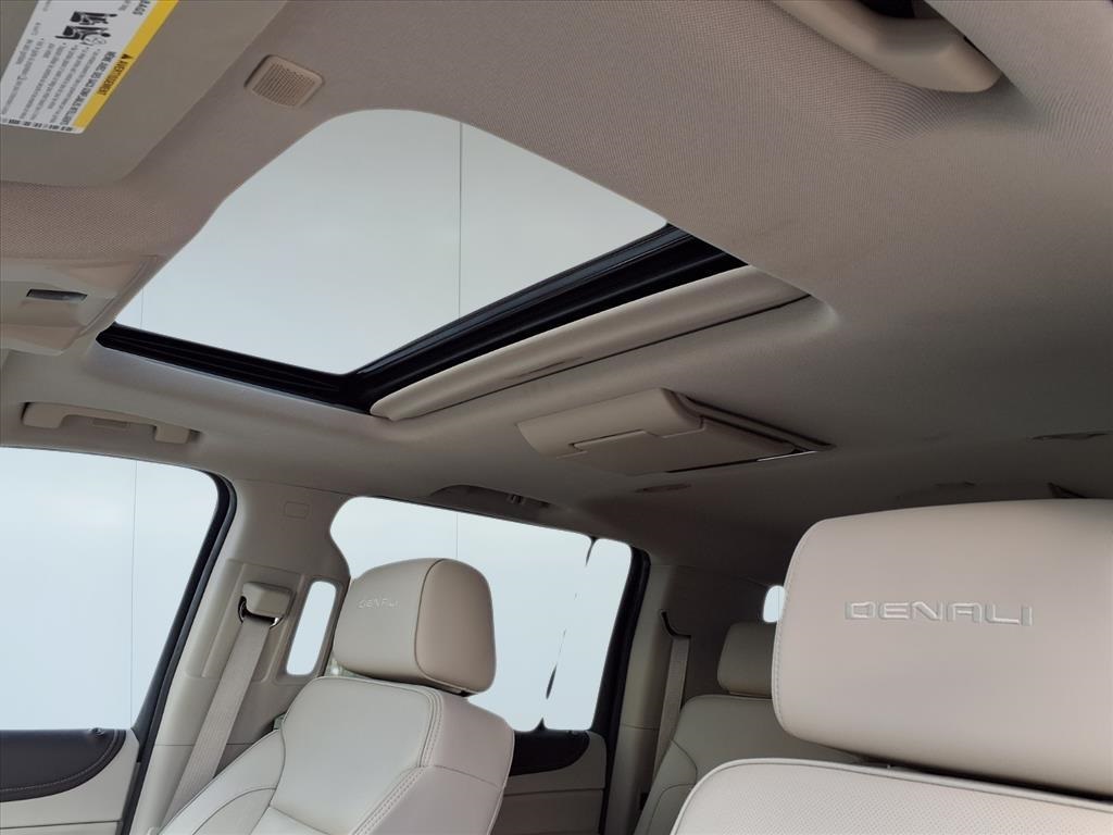 2019 GMC Yukon XL Denali Black at Victoria Chrysler Dodge Jeep Ram