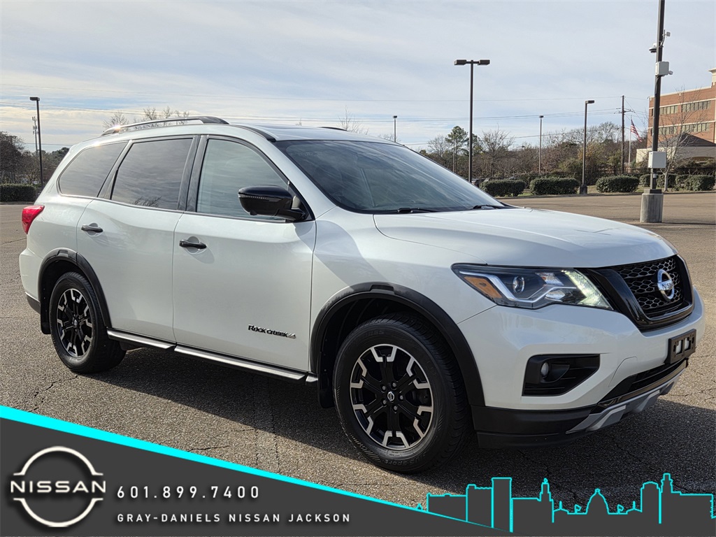 2019 Nissan Pathfinder SL 4WD