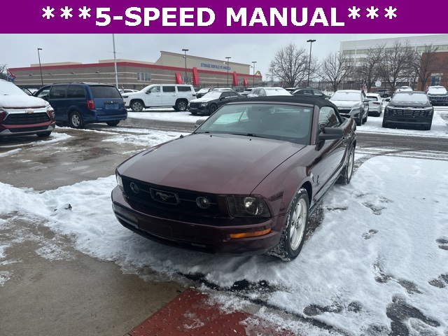 2007 Ford Mustang V6 Deluxe Convertible RWD