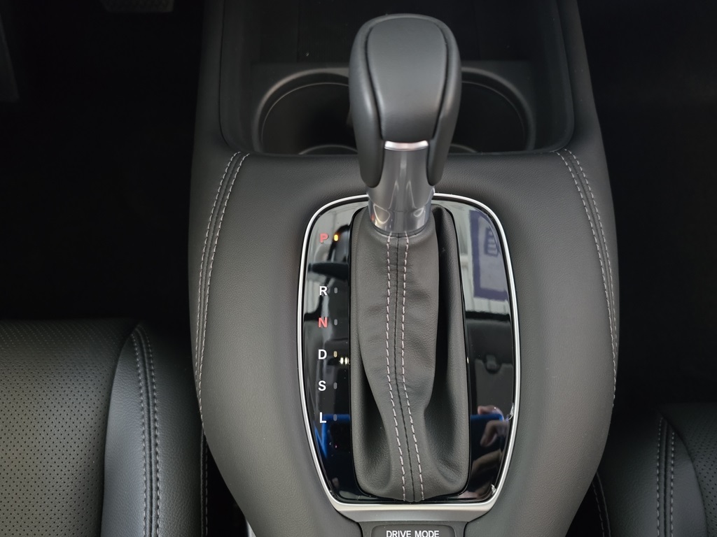 Thumbnail: 2026 Honda HR-V - 32