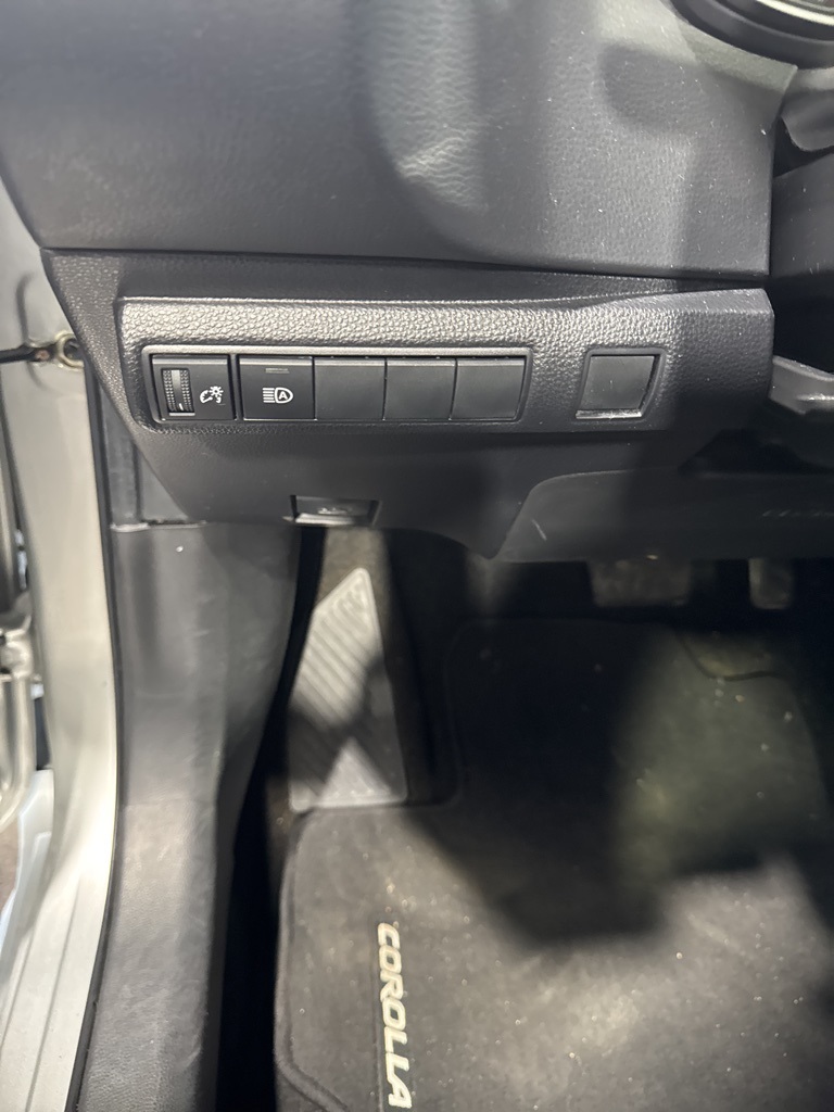 Thumbnail: 2024 Toyota Corolla - 32