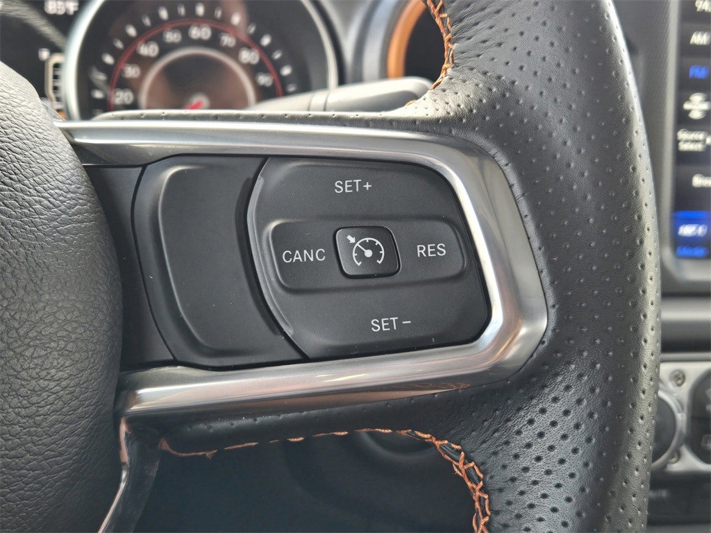 2022 Jeep Gladiator Mojave Black at South Houston Nissan