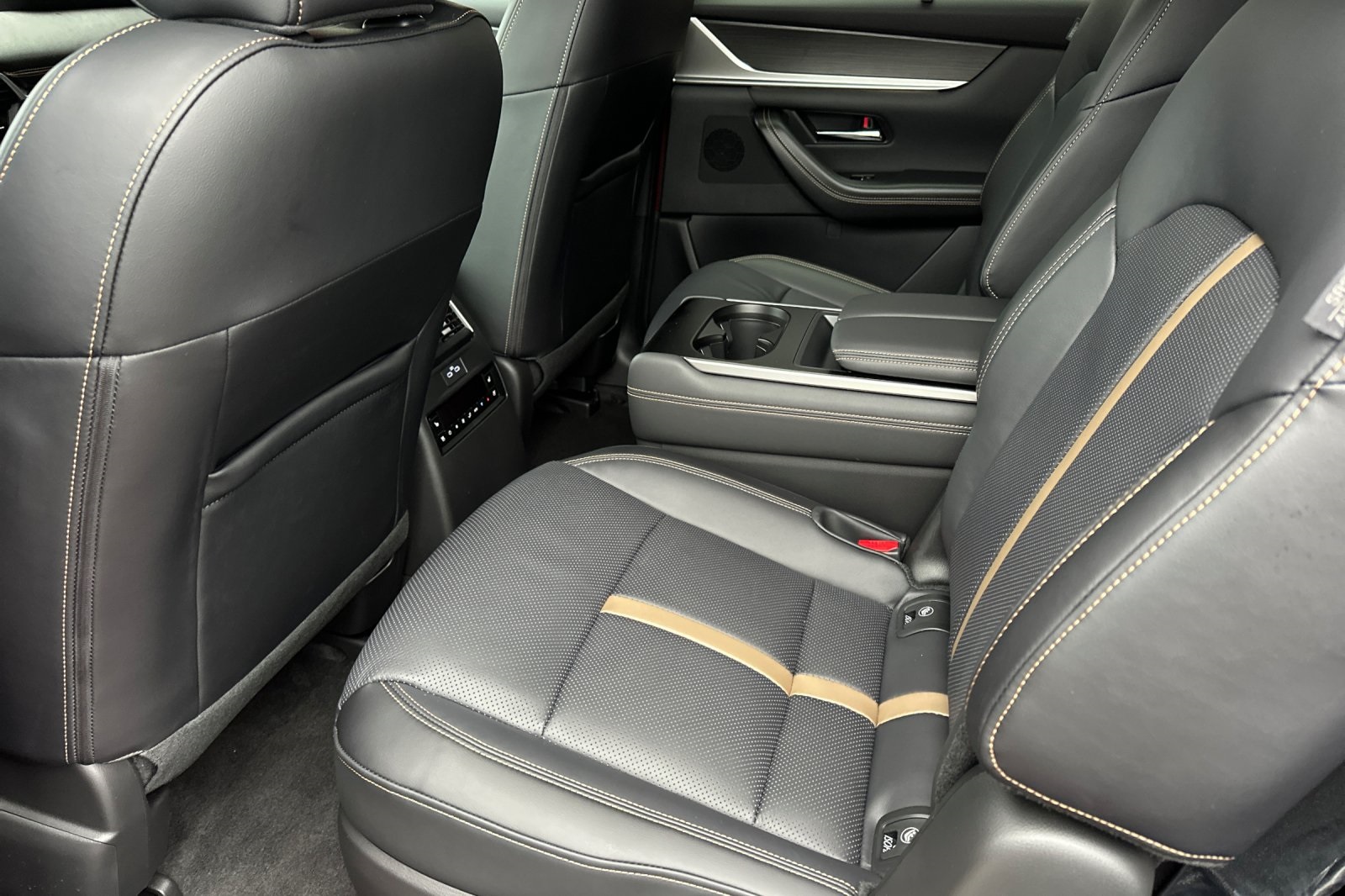 2026 Mazda CX-90 Premium Plus Package - Photo 12