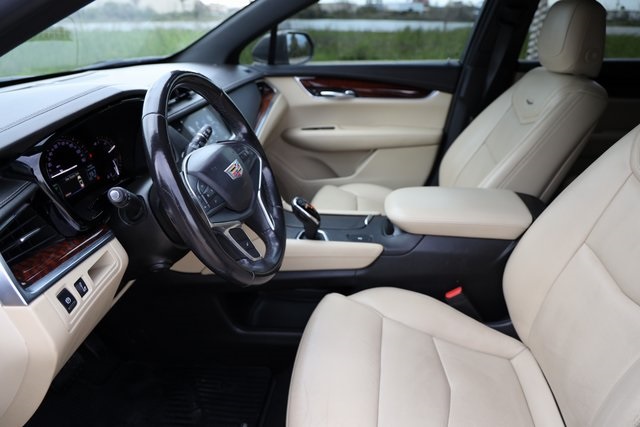 2018 Cadillac XT5 Luxury Gray at Big Star Buick GMC