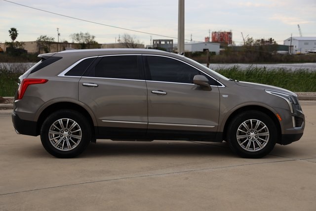 2018 Cadillac XT5 Luxury Gray at Big Star Buick GMC