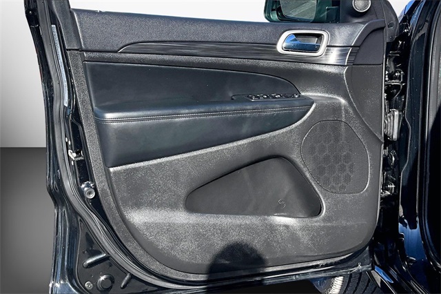 Used 2021 Jeep Grand Cherokee For Sale in Gloucester, MA