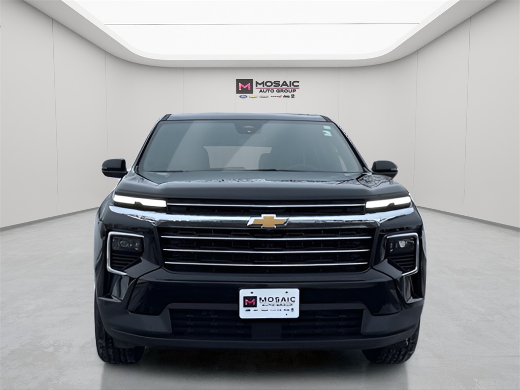 Used 2025 Chevrolet Traverse LT with VIN 1GNEVGRS4SJ145177 for sale in Zumbrota, Minnesota