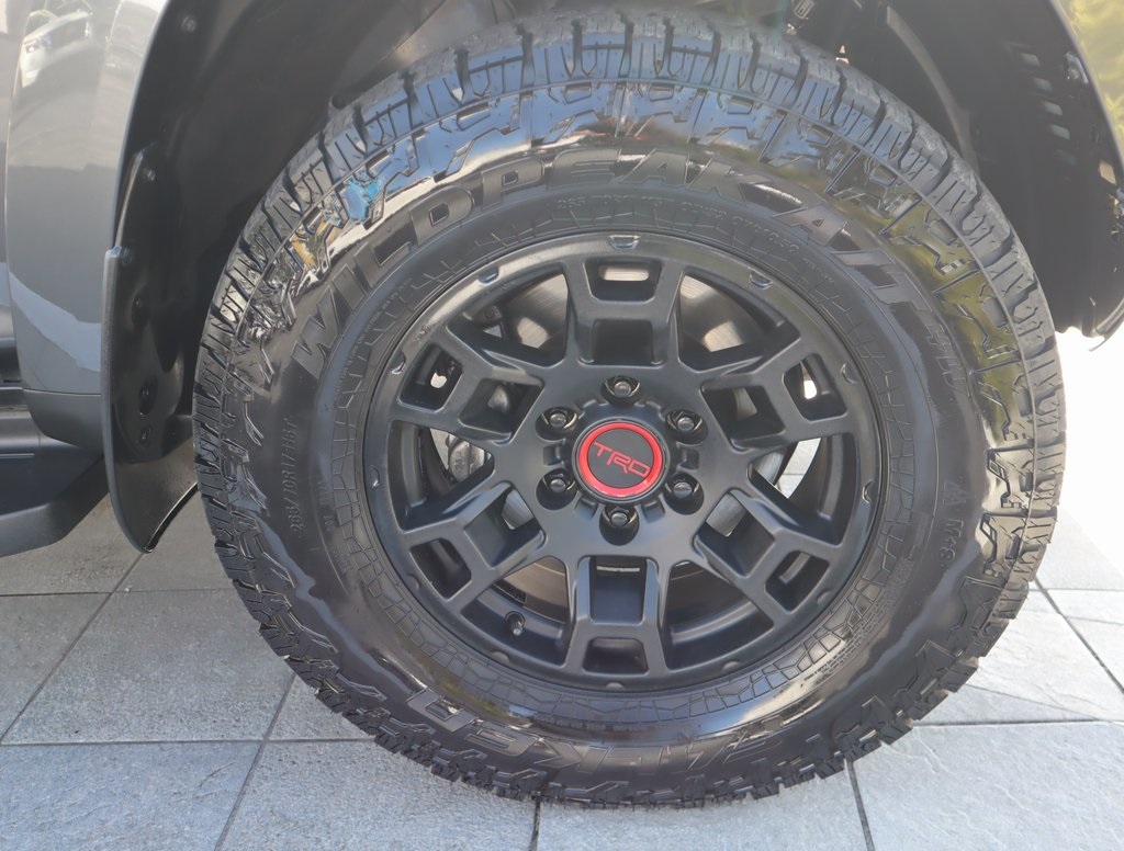 Thumbnail: 2022 Toyota 4Runner - 10