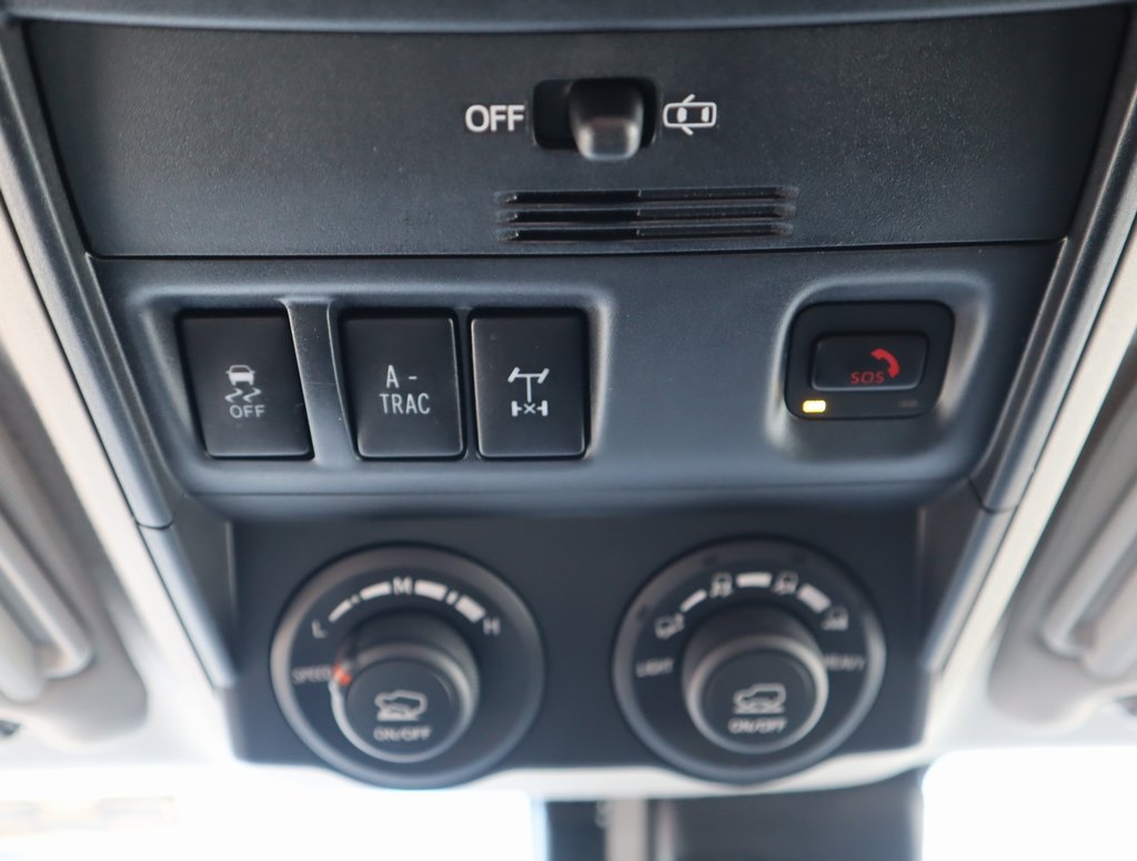 Thumbnail: 2022 Toyota 4Runner - 21