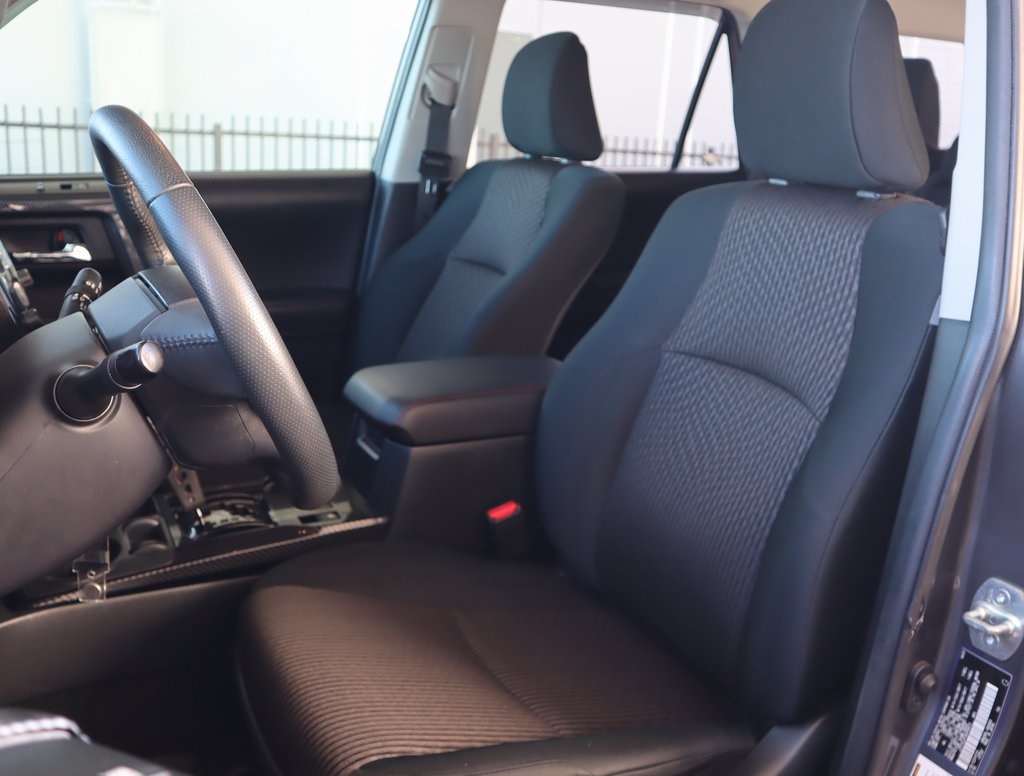 Thumbnail: 2022 Toyota 4Runner - 26