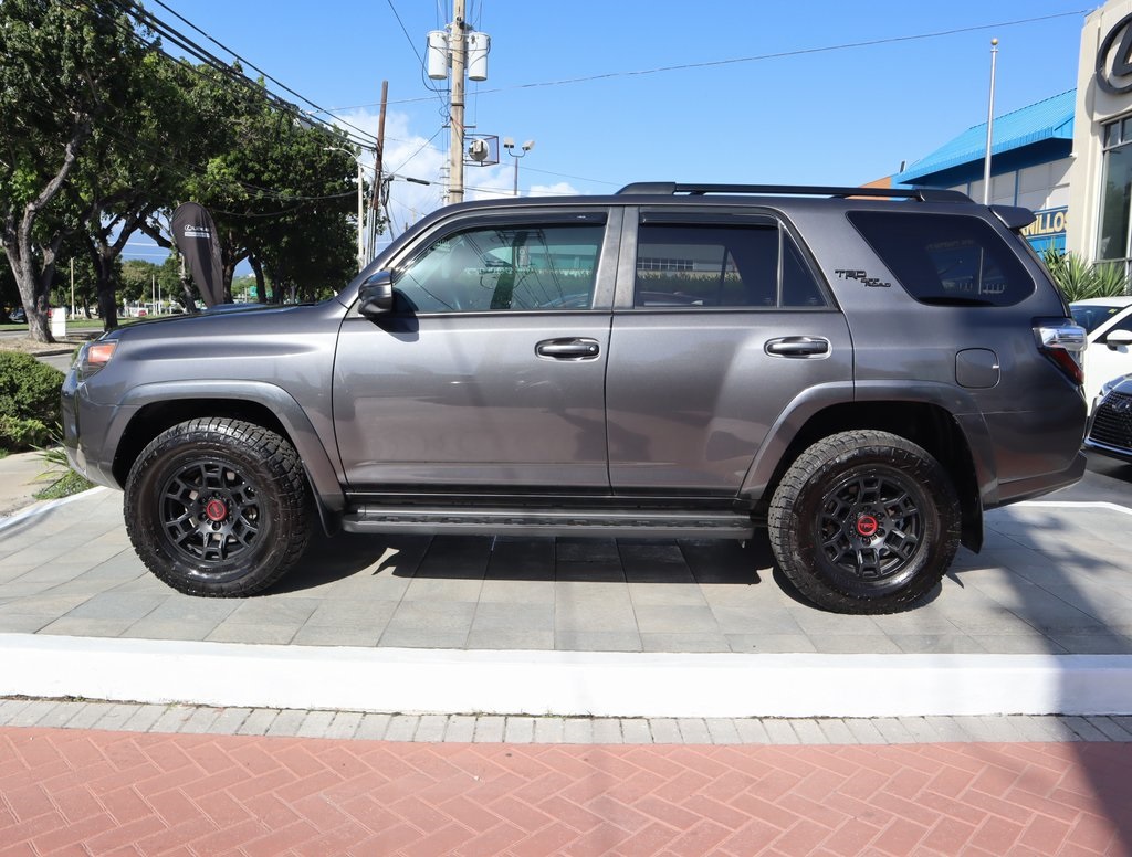 Thumbnail: 2022 Toyota 4Runner - 8