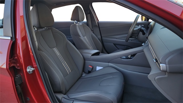 2025 Hyundai Elantra