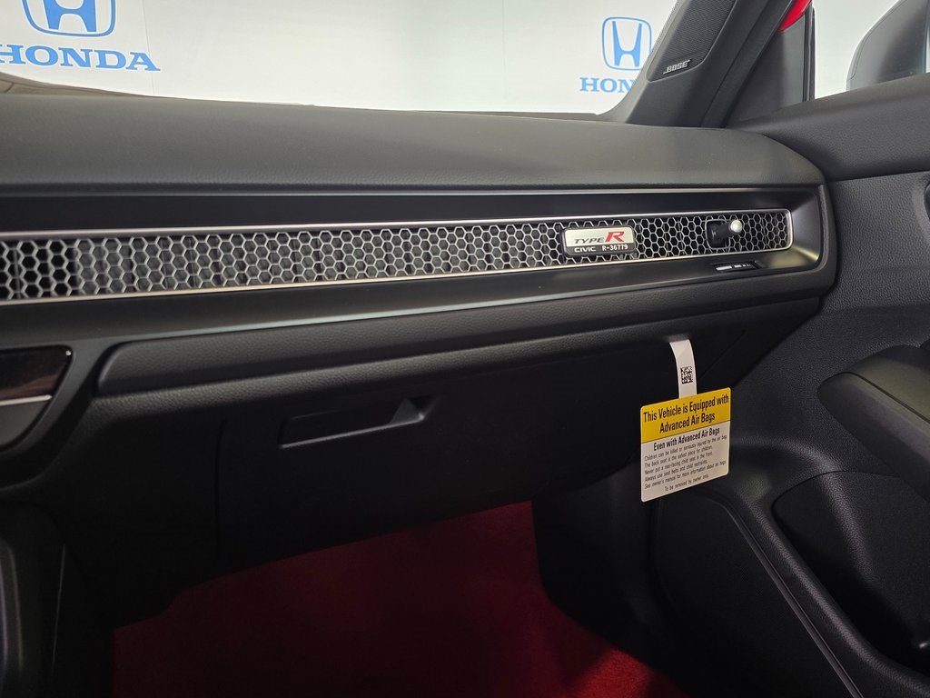 Thumbnail: 2025 Honda Civic - 32