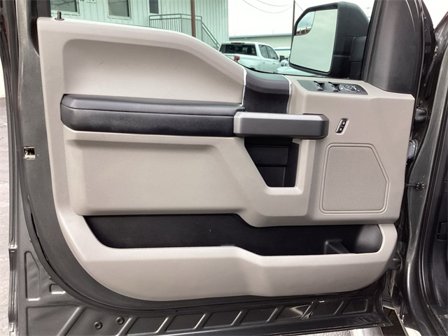 Used Car 2020 Ford F-150  Xlt For Sale Under $30,000 In San Antonio, Texas