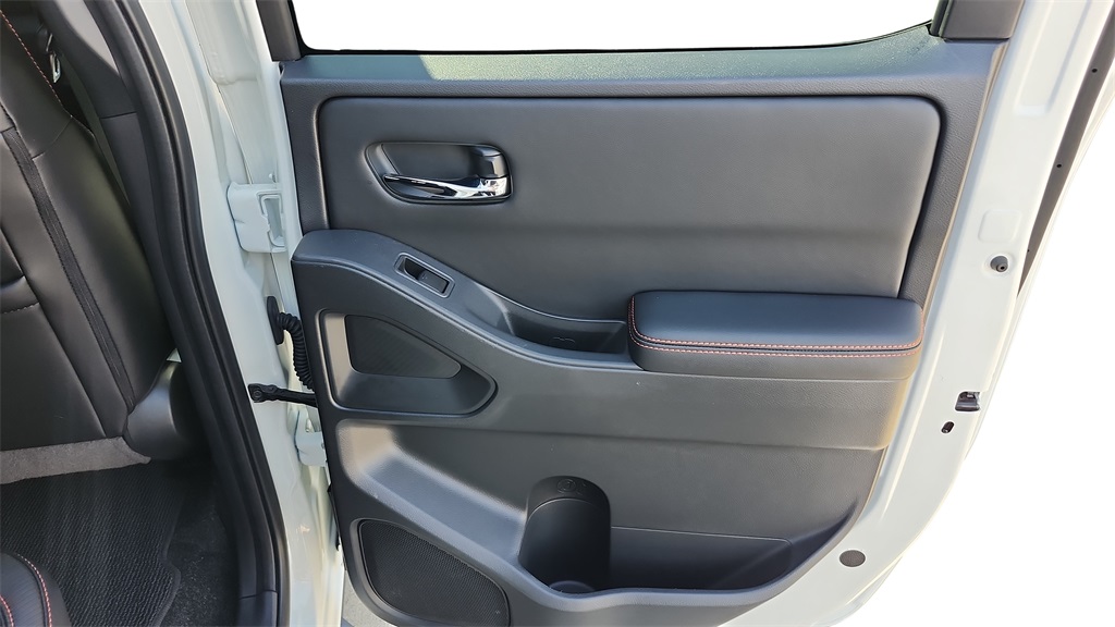 2025 Nissan Frontier