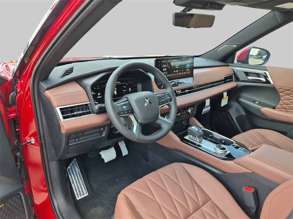 2025 Mitsubishi Outlander SEL - 8