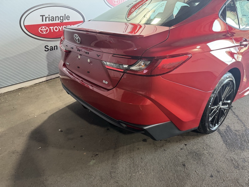 Thumbnail: 2025 Toyota Camry - 18