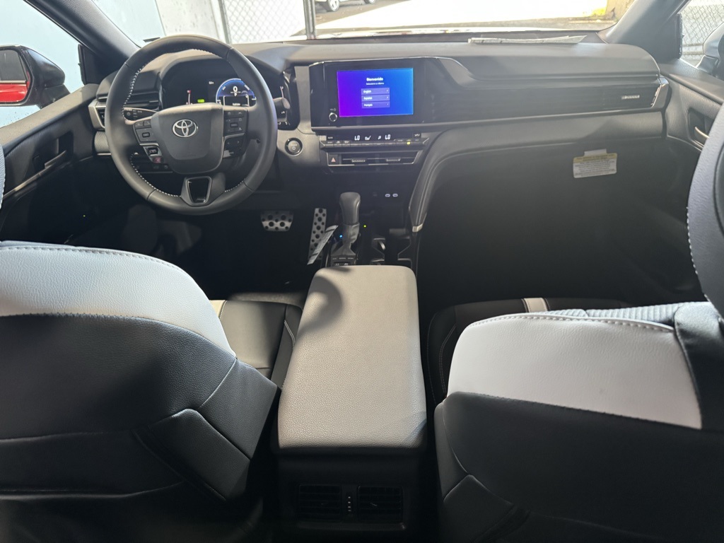 Thumbnail: 2025 Toyota Camry - 28