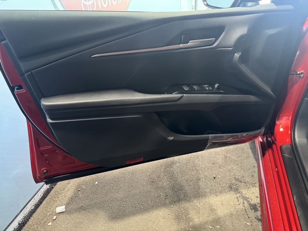 Thumbnail: 2025 Toyota Camry - 29