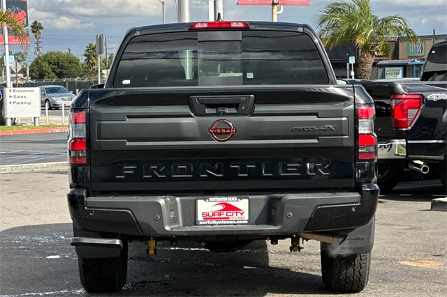 2025 Nissan Frontier PRO-4X photo 4