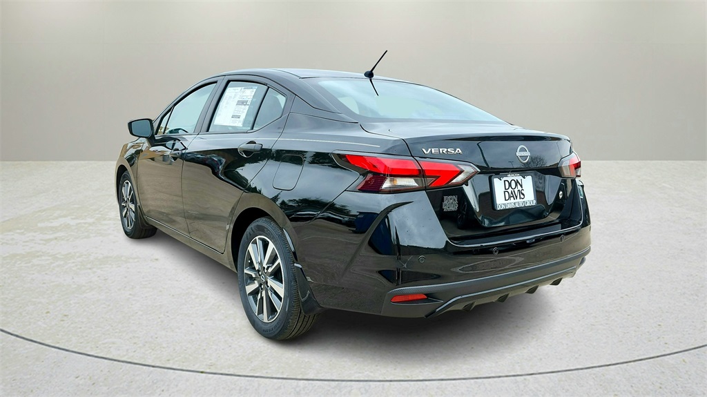 2025 Nissan Versa
