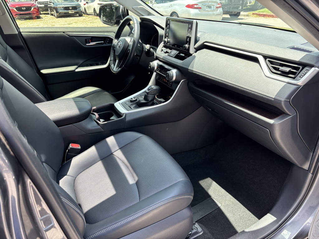 Used Car 2019 Toyota Rav4 Hybrid  Limited For Sale Under $25,000 In Austin, Texas