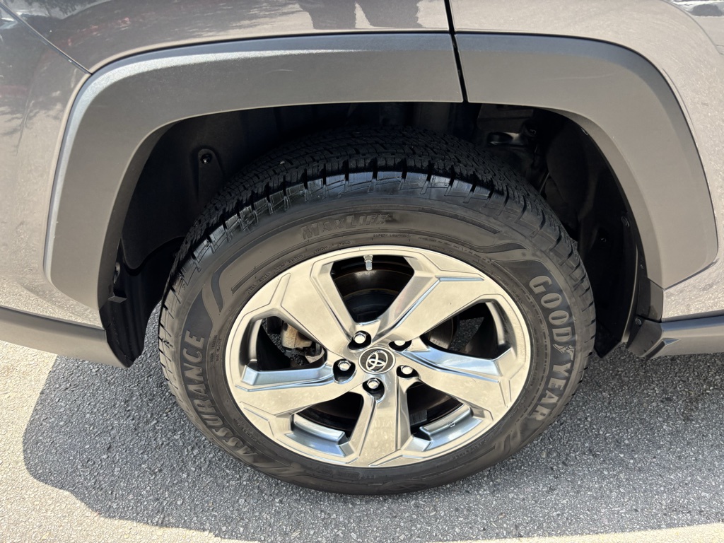 Used Car 2019 Toyota Rav4 Hybrid  Limited For Sale Under $25,000 In Austin, Texas