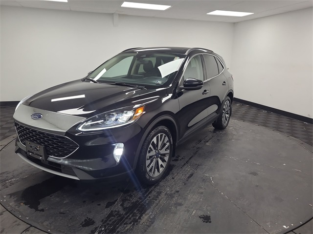 2020 – Ford – Escape