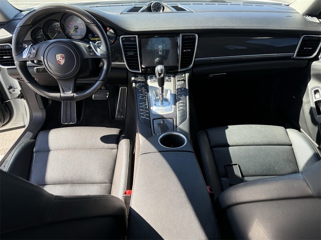 2014 Porsche Panamera E-Hybrid S White at Ultimate Motorsports