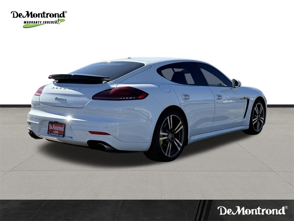 2014 Porsche Panamera E-Hybrid S White at Ultimate Motorsports