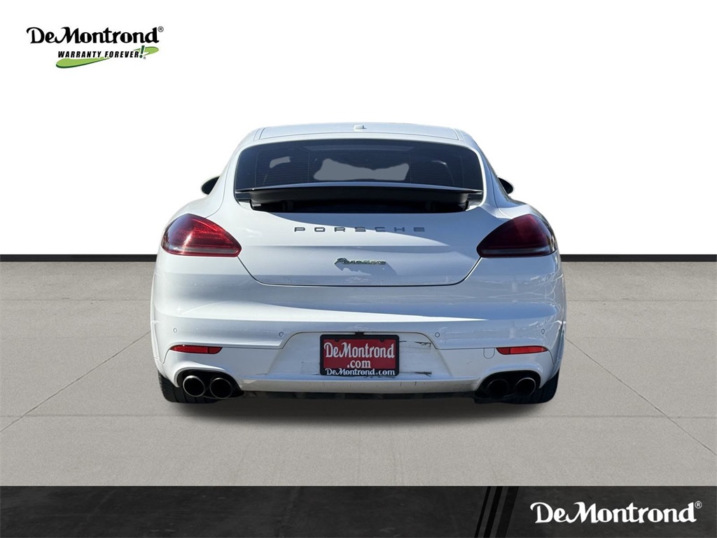 2014 Porsche Panamera E-Hybrid S White at Ultimate Motorsports