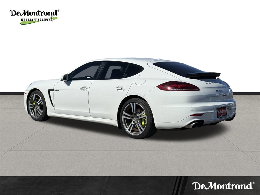 2014 Porsche Panamera E-Hybrid S White at Ultimate Motorsports