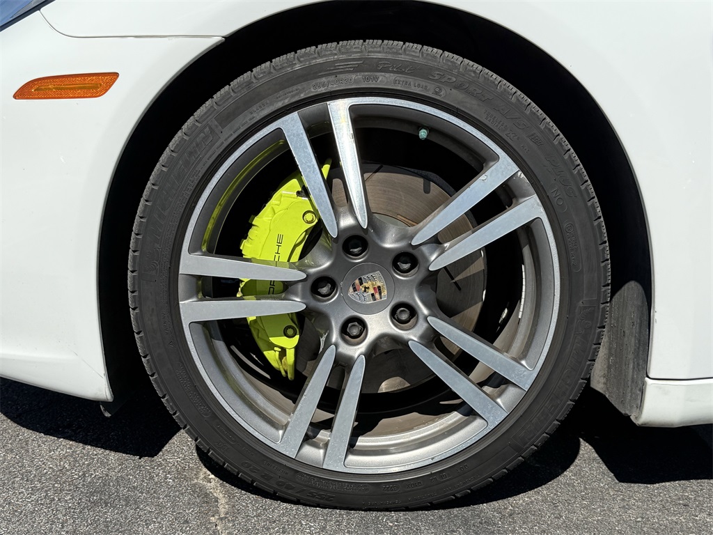 2014 Porsche Panamera E-Hybrid S White at Ultimate Motorsports