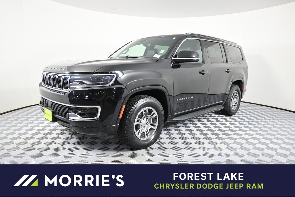 2023 Jeep Wagoneer Base