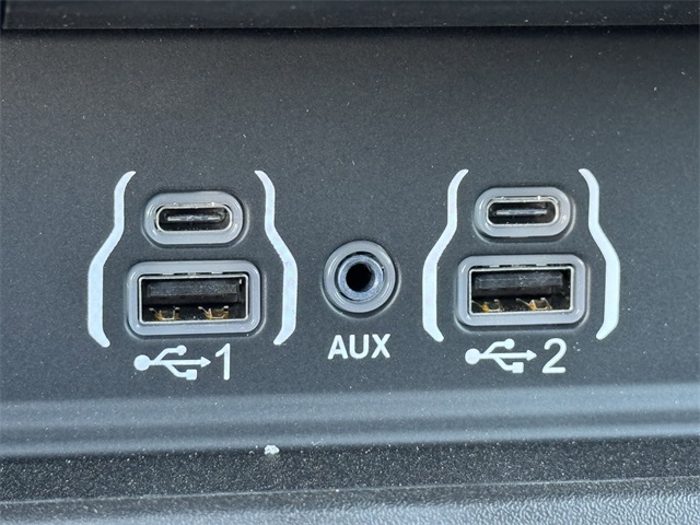 2026 Ram 2500 Laramie White at River Oaks CDJR