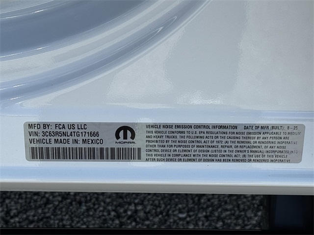 2026 Ram 2500 Laramie White at River Oaks CDJR