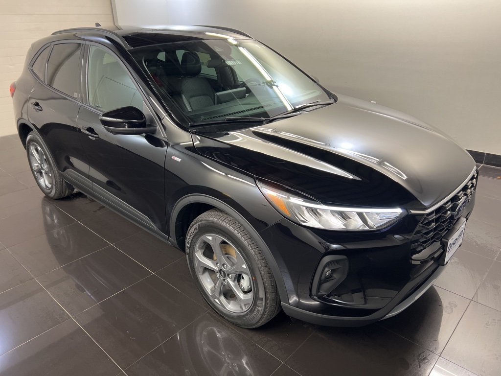 2026 Ford Escape Hybrid ST-Line Select