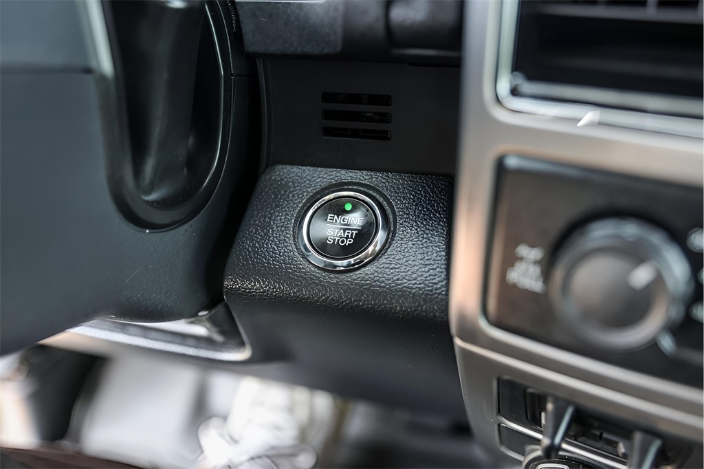 Used Car 2022 Ford F-350sd  Platinum For Sale Under $70,000 In Austin, Texas