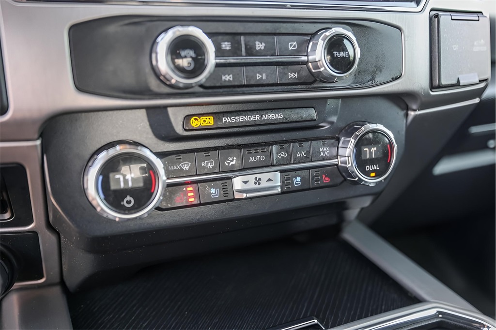 Used Car 2022 Ford F-350sd  Platinum For Sale Under $70,000 In Austin, Texas