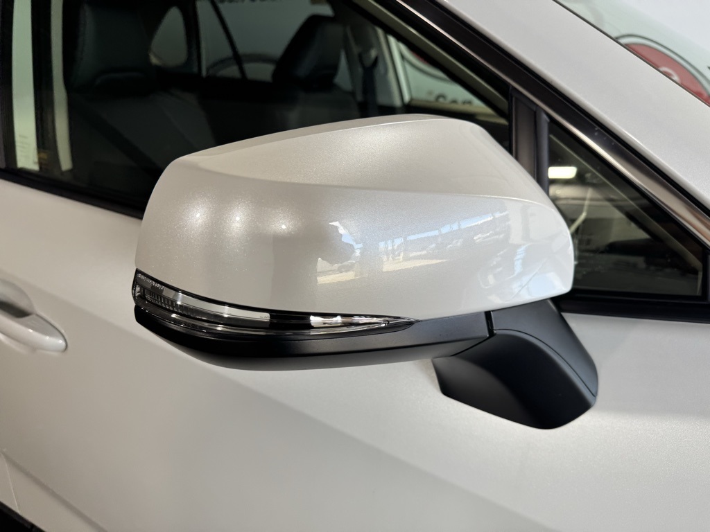 Thumbnail: 2025 Toyota RAV4 - 10