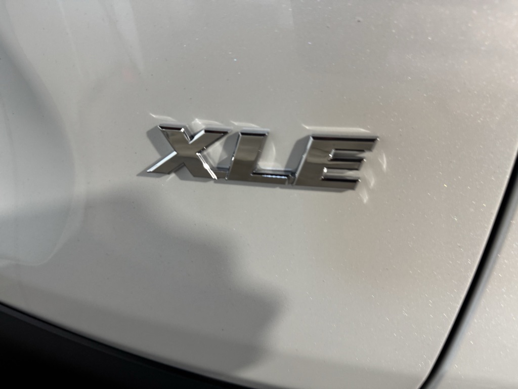 Thumbnail: 2025 Toyota RAV4 - 20