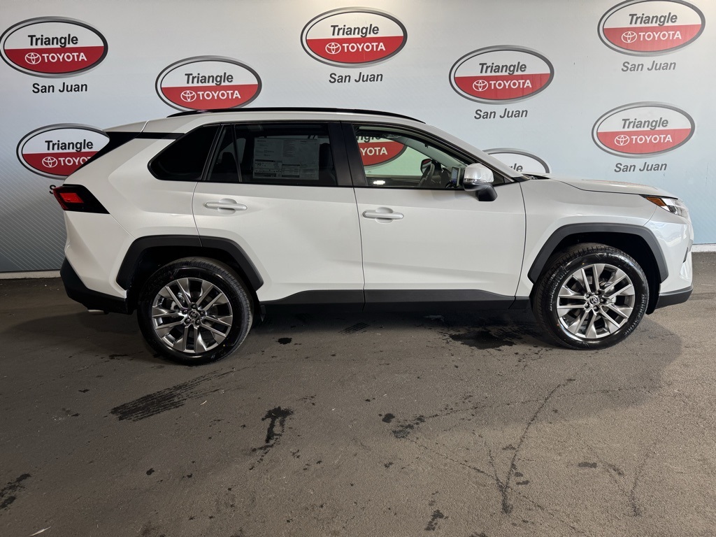 Thumbnail: 2025 Toyota RAV4 - 6